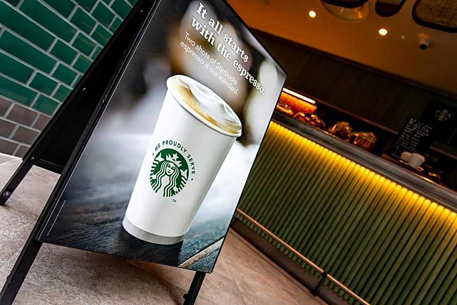 Holiday Inn London-Heathrow Bath Road By IHG