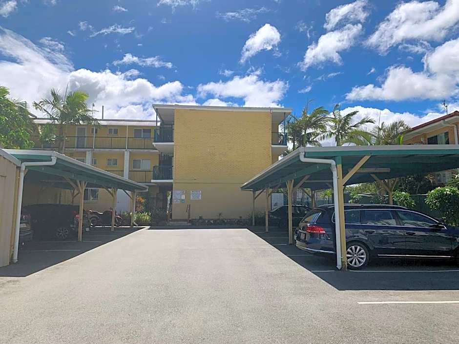Broadwater Keys Holiday Apartments