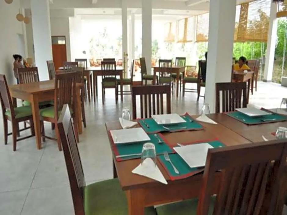 Esprit d'Ici Hotel