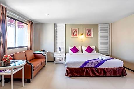 Deluxe Double or Twin Room