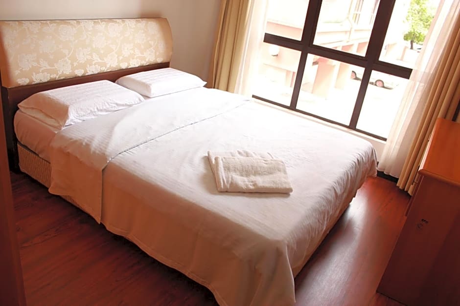 Homestay Marina Court Resort