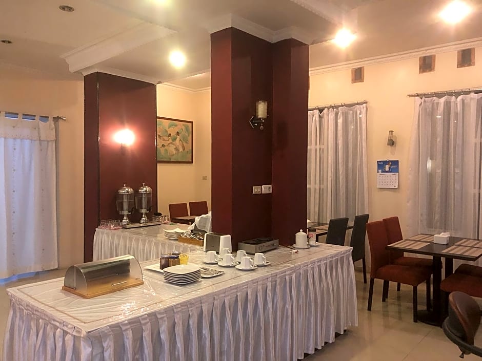 Hotel Monika by ZUZU