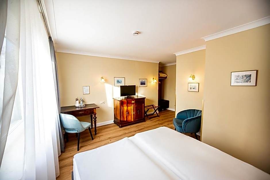 Hotel Altmünchen by Blattl