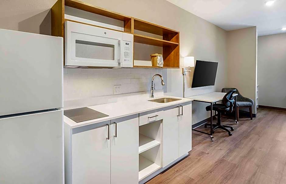 Extended Stay America Premier Suites - Fort Myers - Airport