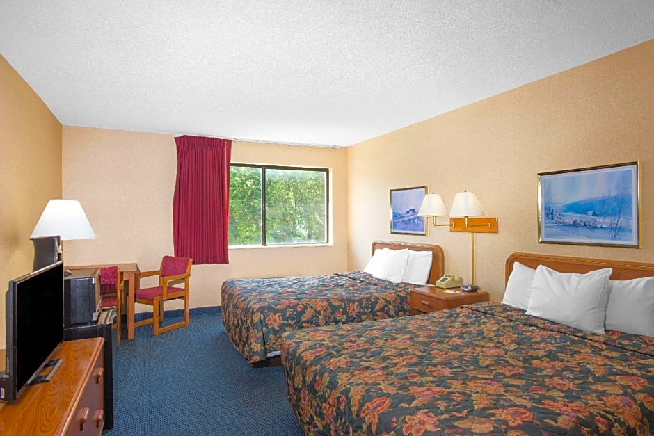 Days Inn by Wyndham Auburn/Finger Lakes Region