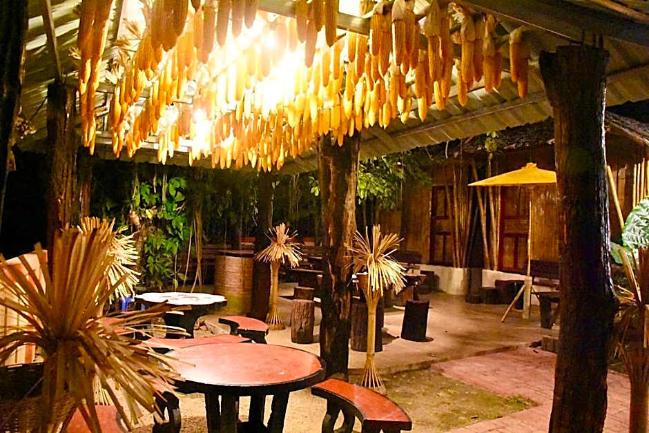 Ban Rai Jai Chaem - Spa Cafe & Homestay