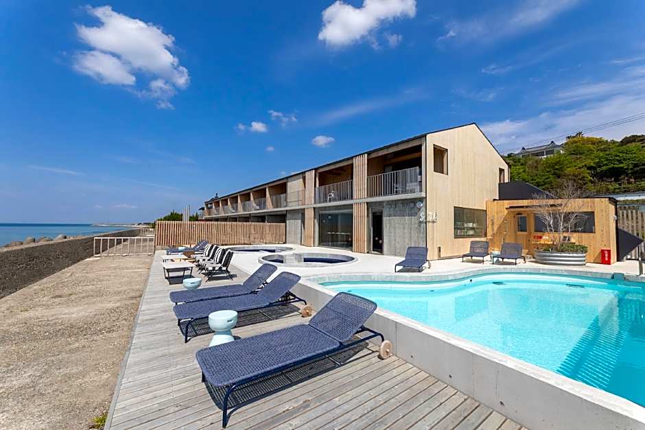 KAMOME SLOW HOTEL