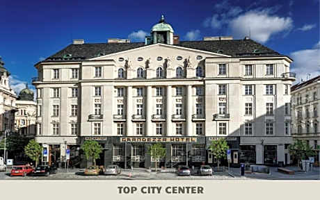 Grandezza Hotel Luxury Palace