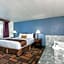 Days Inn & Suites by Wyndham Lodi