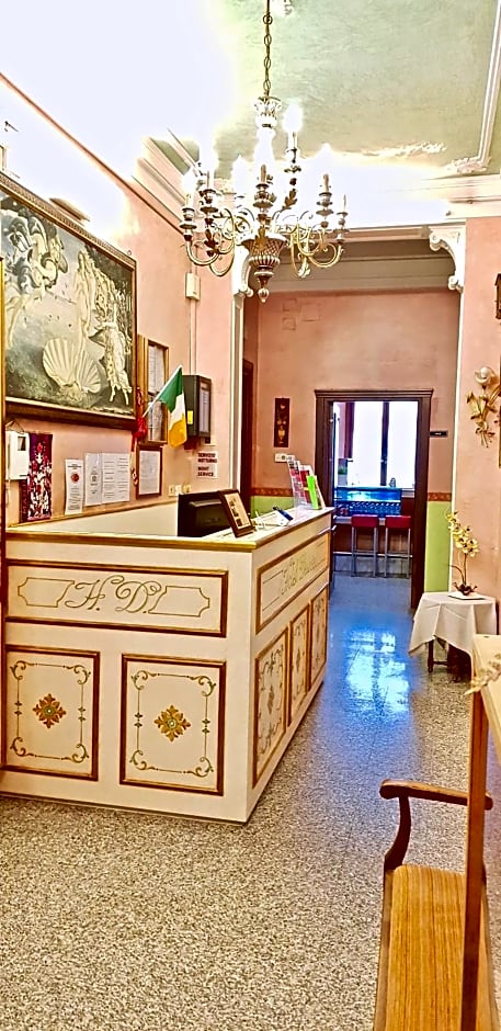 Hotel Desiree