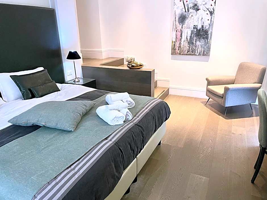 Athena Luxury Rooms