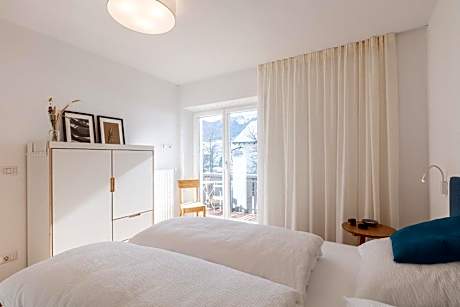 Superior One-Bedroom Apartment with Balcony