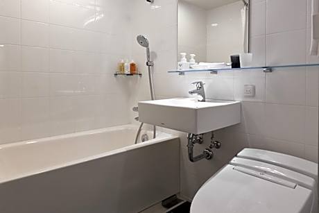 Double Room (1 Adult)