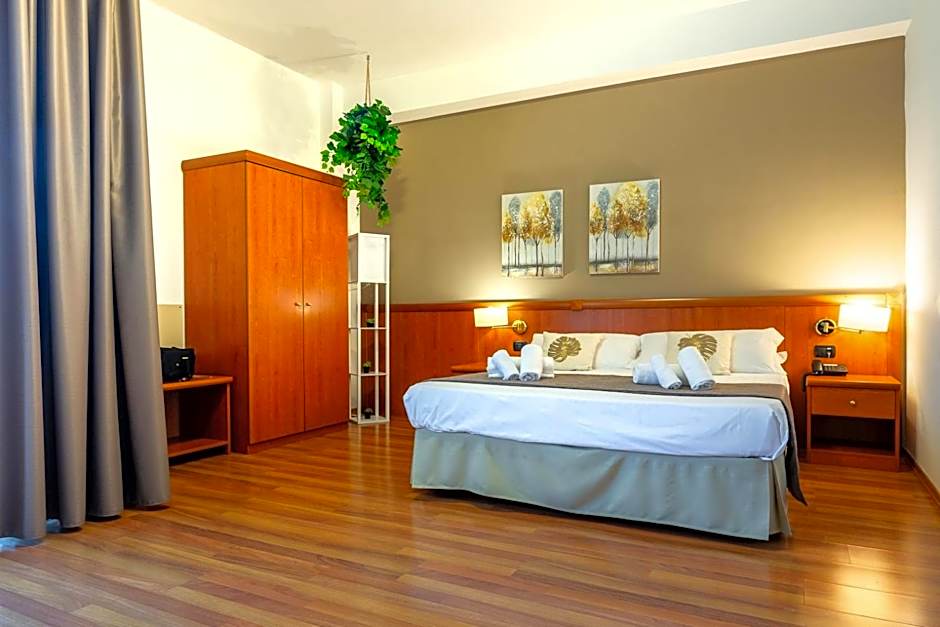 Garden Hotel