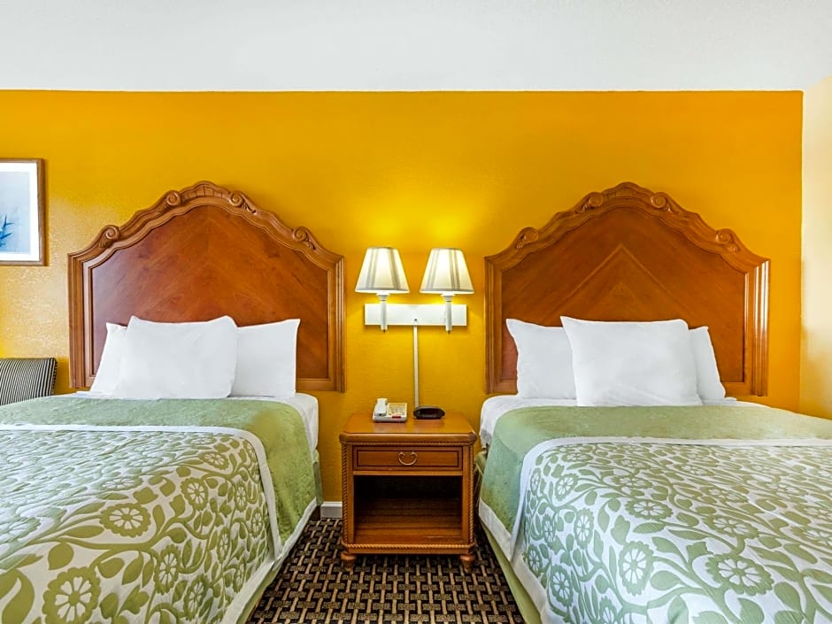 Days Inn by Wyndham Jacksonville
