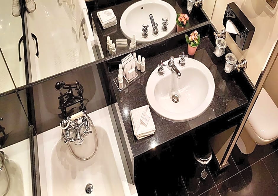 Chateau des Fleurs - Hotel & Spa - Paris Champs-Elysees