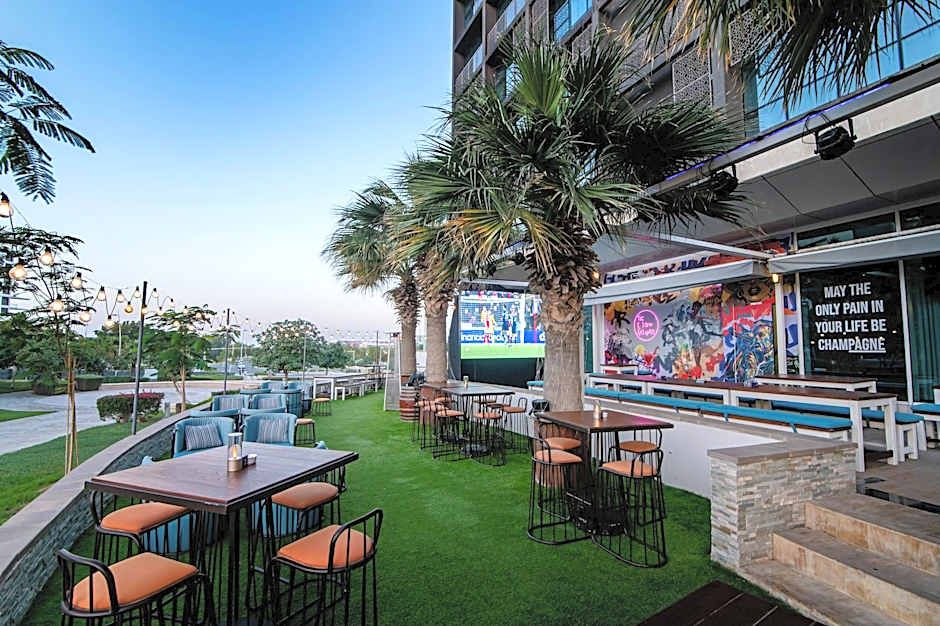 Yas Plaza Marina By Ihg