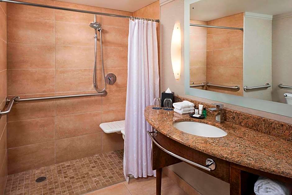 Sheraton Bloomington Hotel