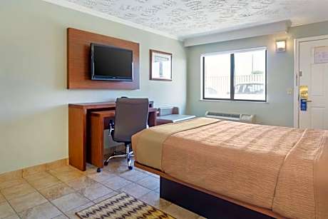 Queen Room - Non Smoking