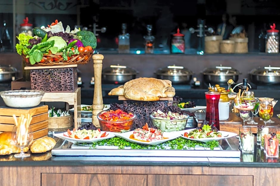 Golden Suites Gurugram by Inde Hotels