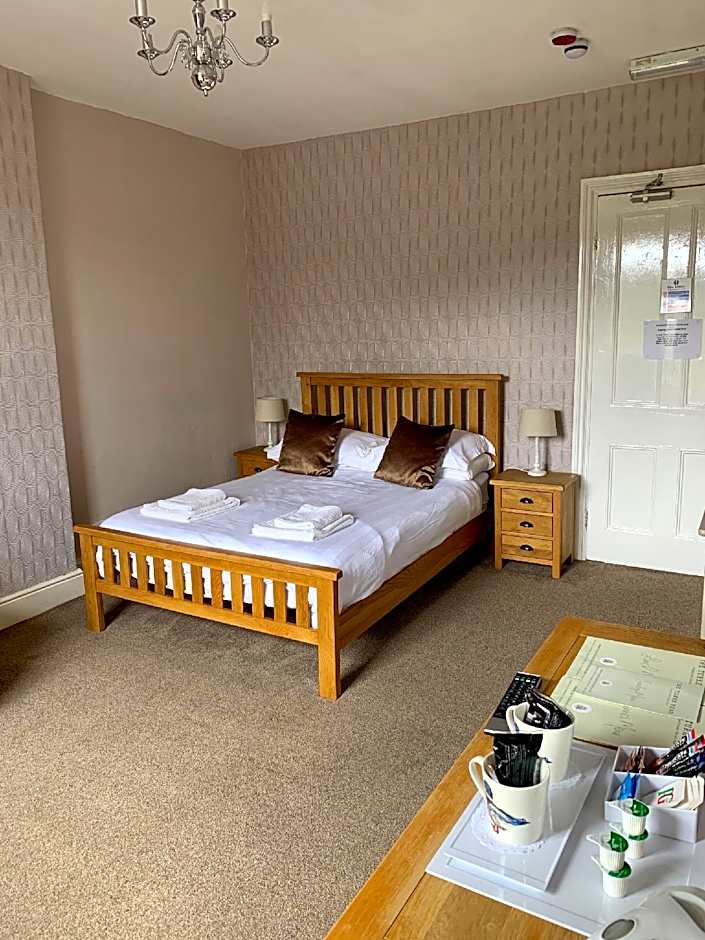 Photo 1 of 5 of Double room-Ensuite-Simonside R1