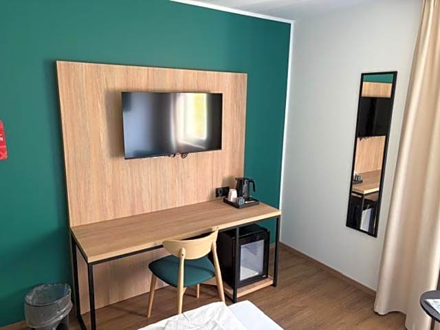 ARC Hotel