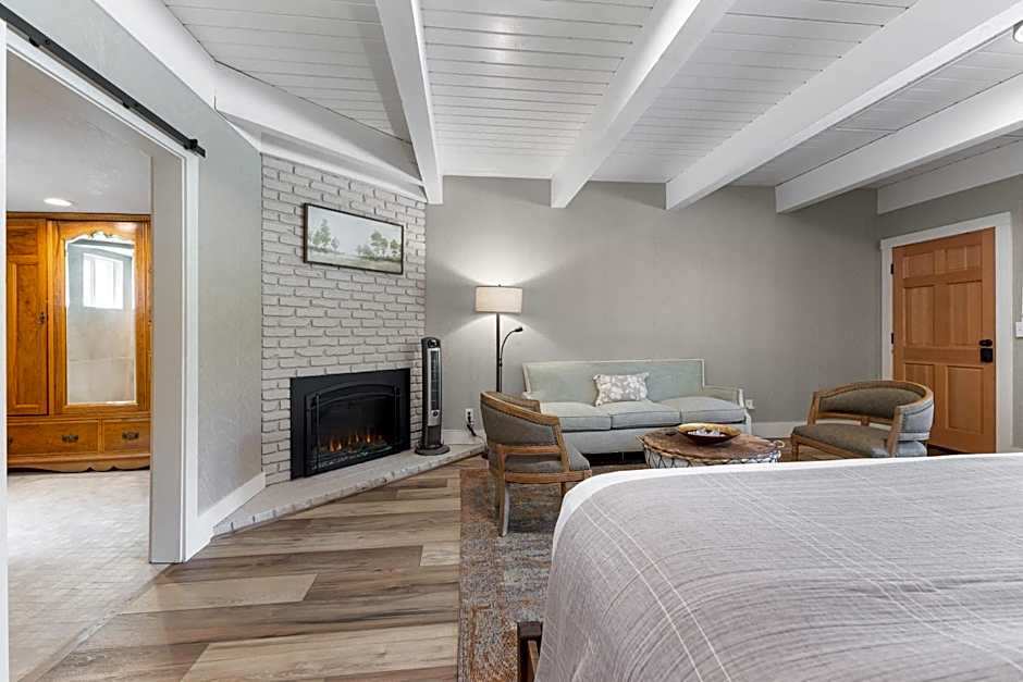 Big Pine Suite CN Lodge R#1