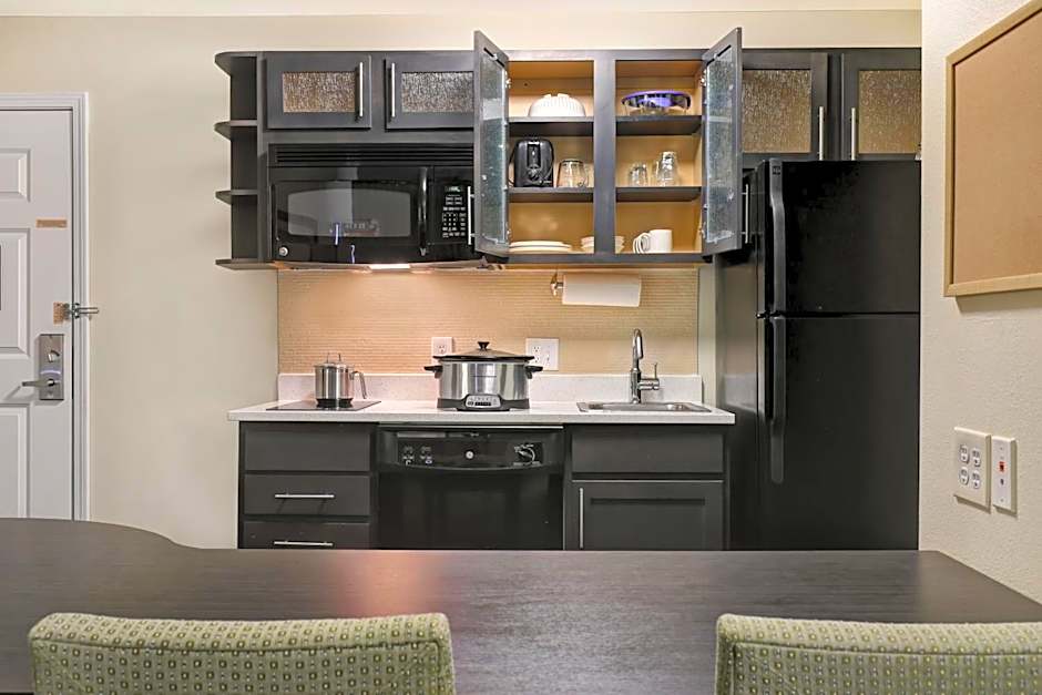 Candlewood Suites Indianapolis - South By IHG
