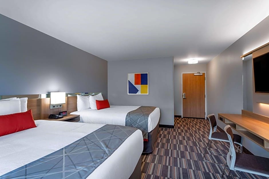 Microtel Inn & Suites by Wyndham Amsterdam