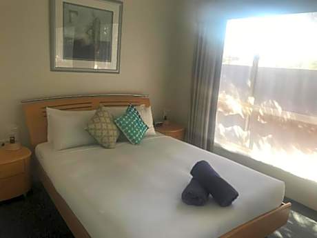 The Cottage Terrigal - Pet Friendly