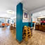 Best Western Plus Holiday Sands Inn & Suites