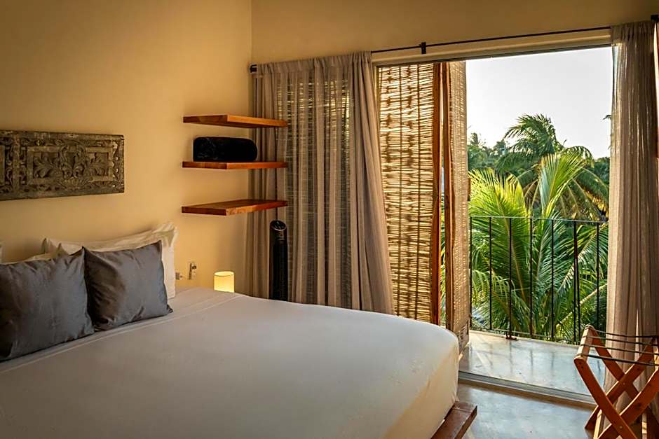 Casa Mia El Cuyo Eco Beach Boutique Hotel