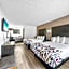 Executive Inn - Panama City Beach