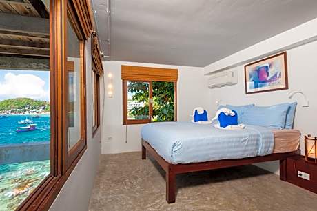 C23B two-Bedroom Pool Villa Seafront