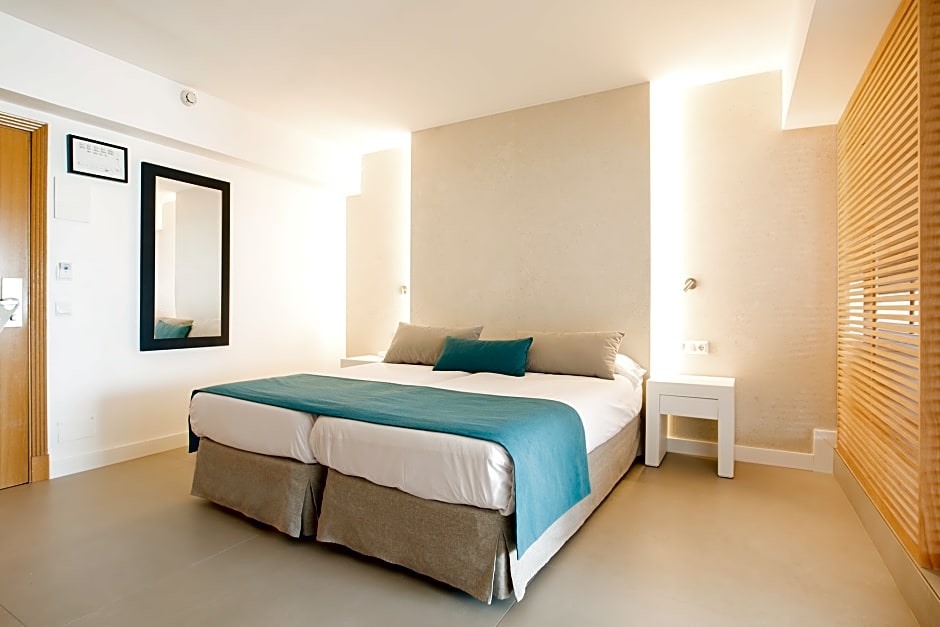 Photo 1 of 5 of Suite, Terrace