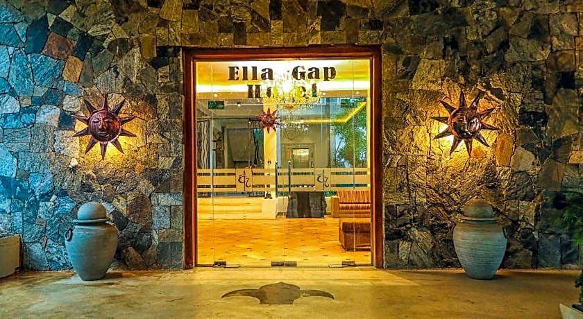 Oak Ray Ella Gap Hotel