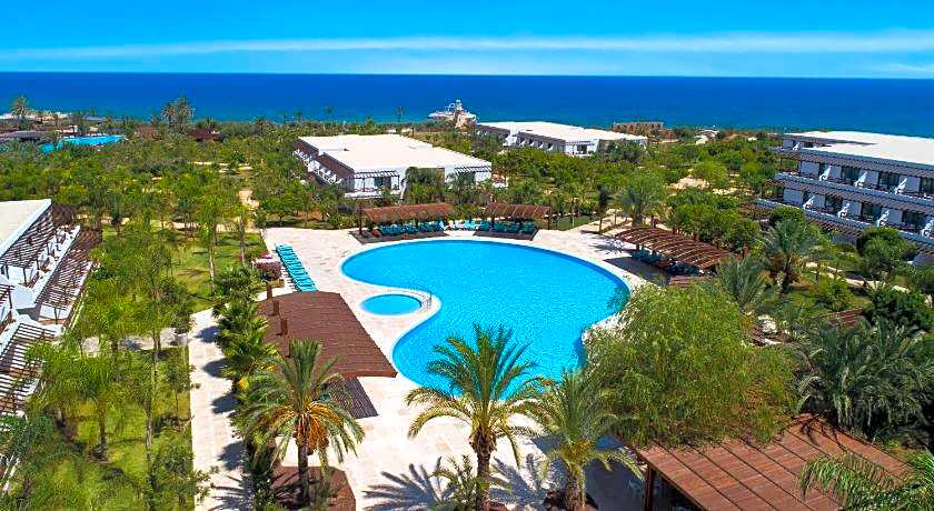Noahs Ark Deluxe Hotel Spa