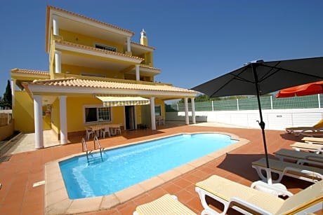 Villa Vista Mar Piscina Suites