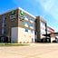 Holiday Inn Express And Suites Warrensburg North By IHG