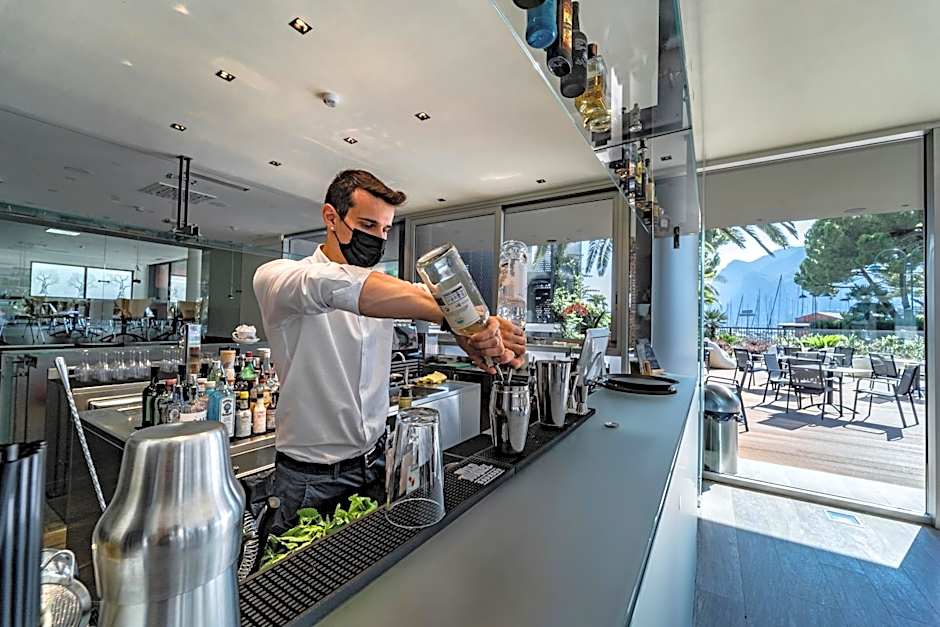 Lake Front Hotel Mirage