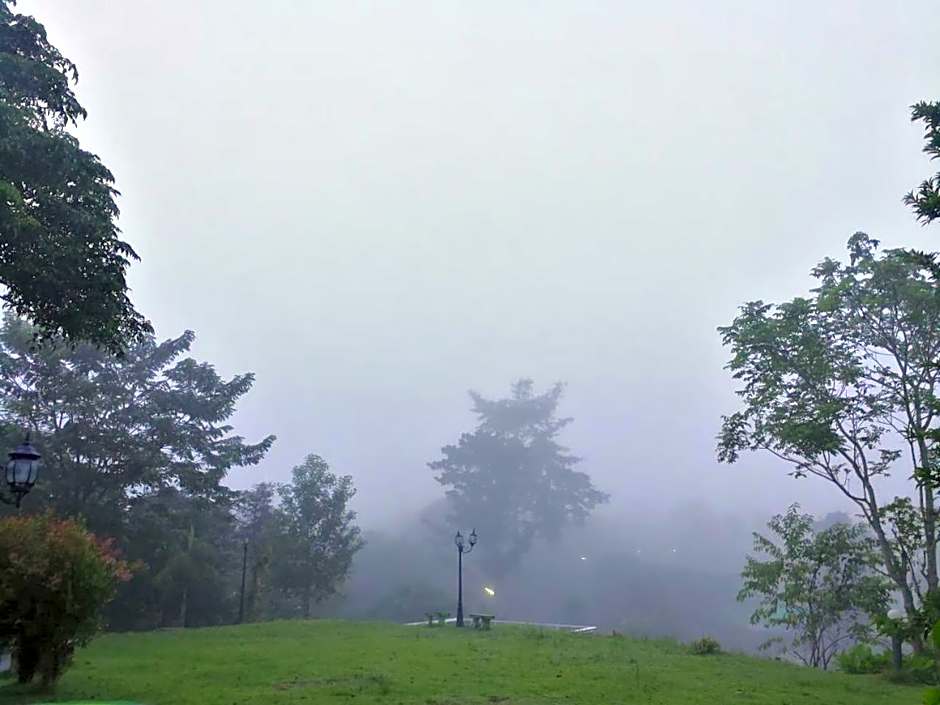 บ้านพนาวันเขาค้อรีสอร์ท