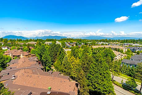 Penthouse Suite, 1 King, Sofa Bed, Kitchen, Top Floor