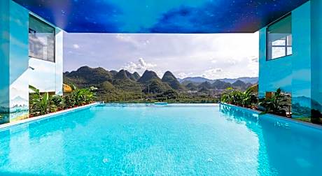 Hilton Garden Inn Xingyi Wanfenglin