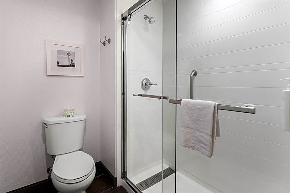 Hampton Inn By Hilton & Suites Newtown