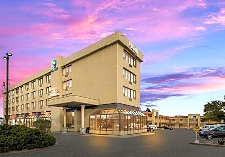 Best Western Voyageur Place Hotel