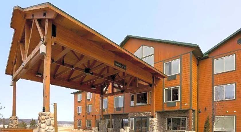 Holiday Inn Express Munising-Lakeview Hotel By IHG