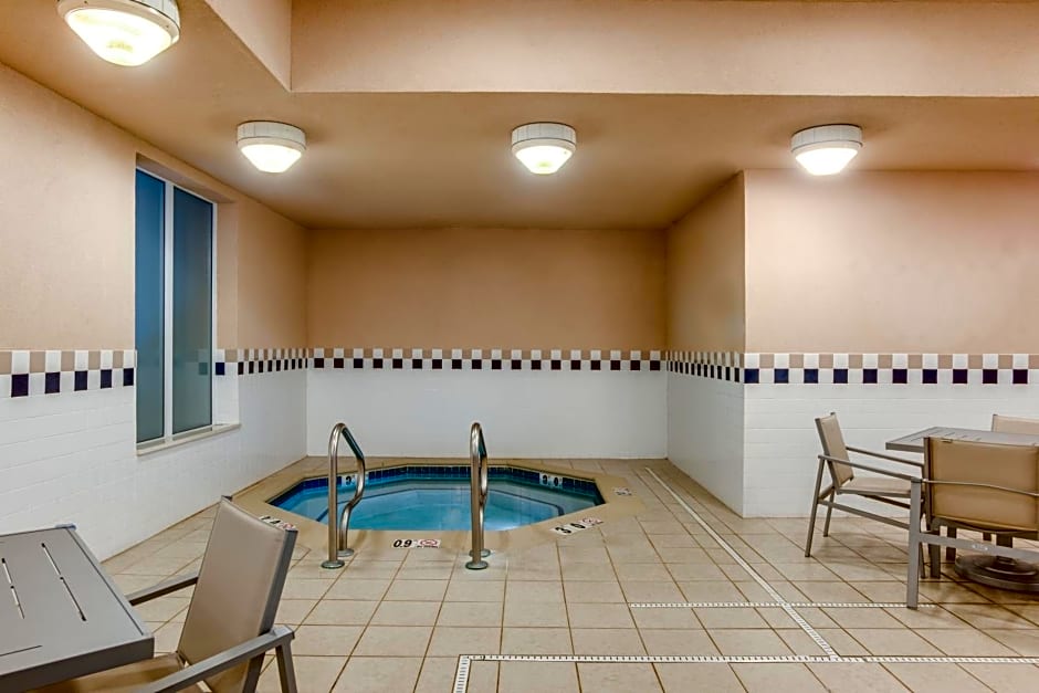 Holiday Inn Express Hotel & Suites Bethlehem By IHG
