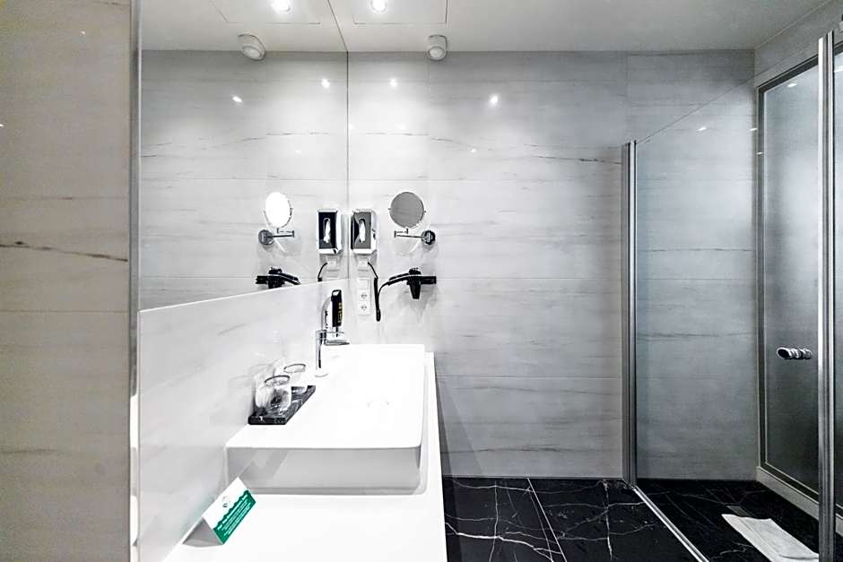 Best Western Premier Royal Blue - Adult only