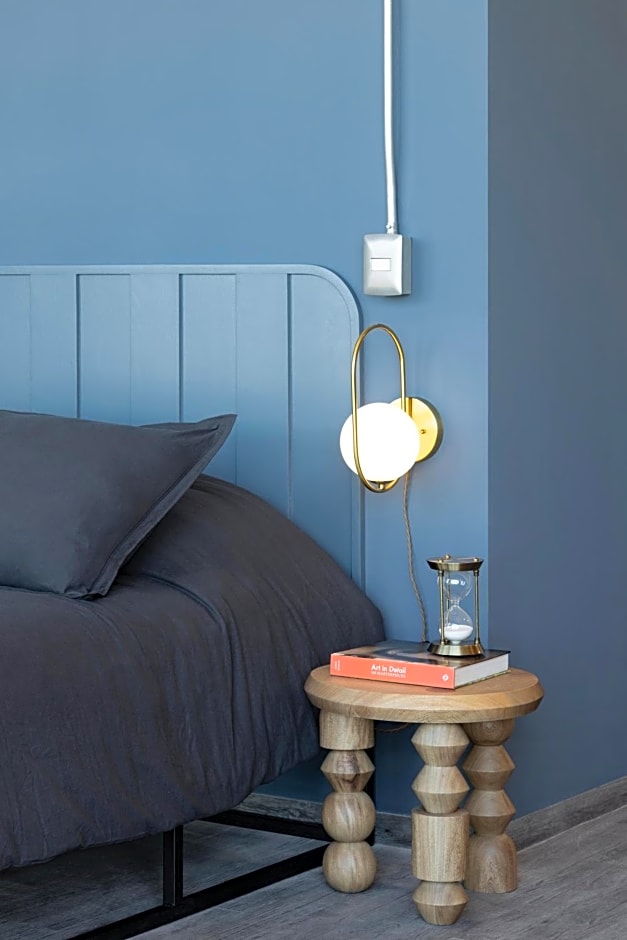 Loft In The Heart Of Americana, Have An Artsy Stay