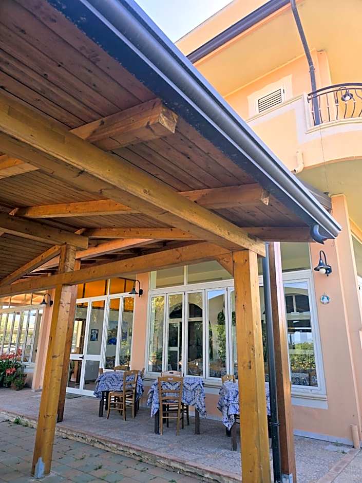 Hotel Ristorante La Decanata